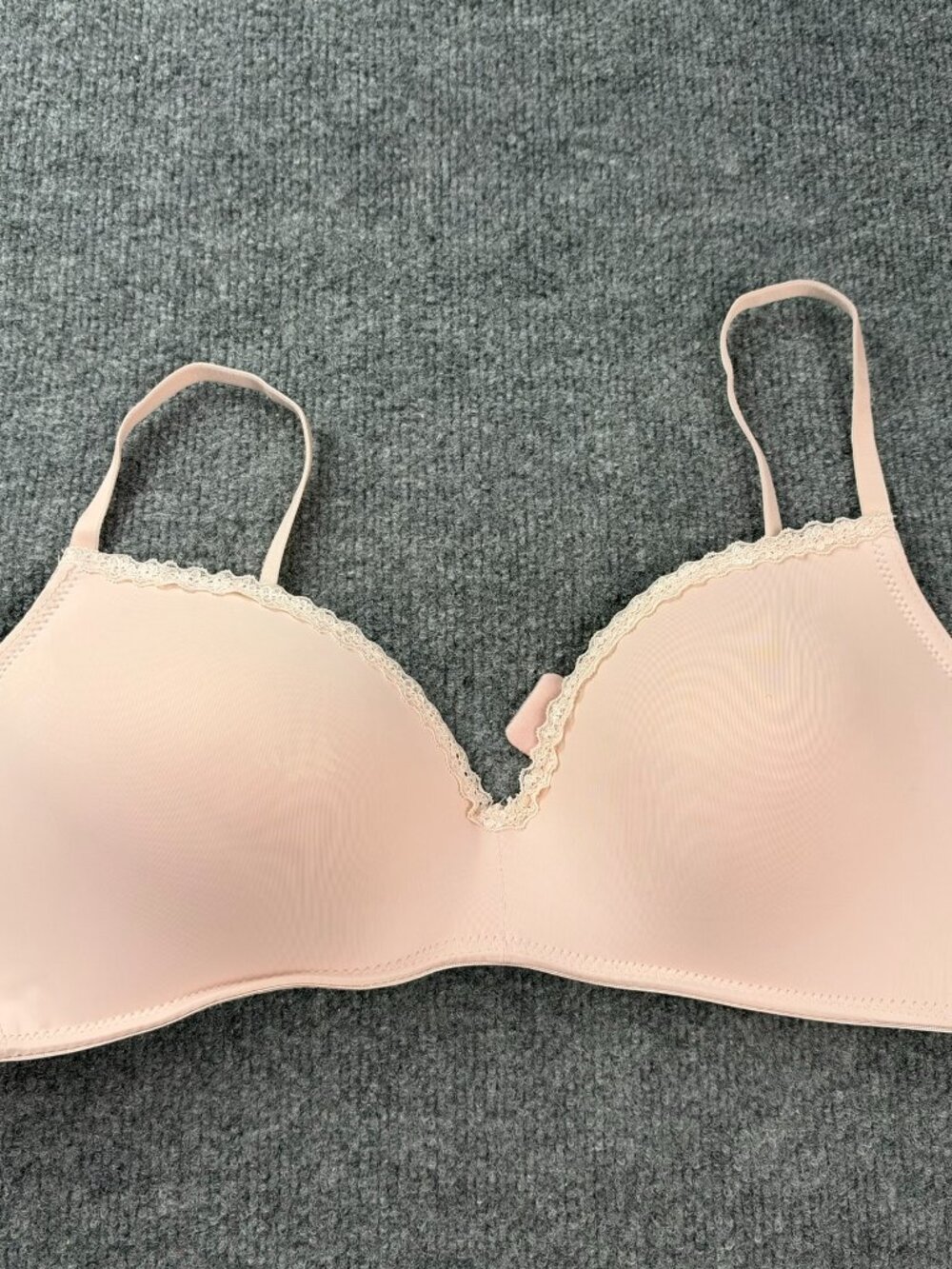 NU BODYWEAR Women 38C Bra Wireless Contour Padded Lace Detail Blush Pale Pink